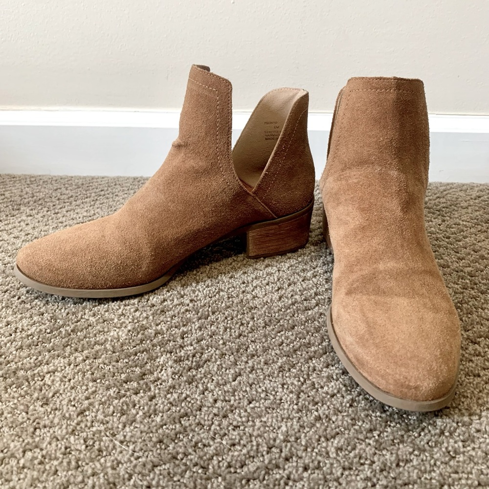 Coconuts by Matisse Ankle Booties
